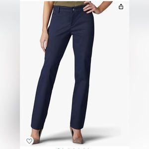 Lee Women's Mid-rise Straight Leg Relaxed Fit Pants ~ Size 6R Navy ~ EUC